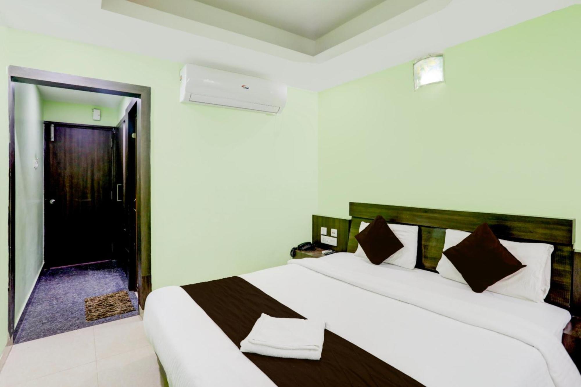 Deep Ganga Inn Near Sea Beach By Morservices Puri Exteriör bild