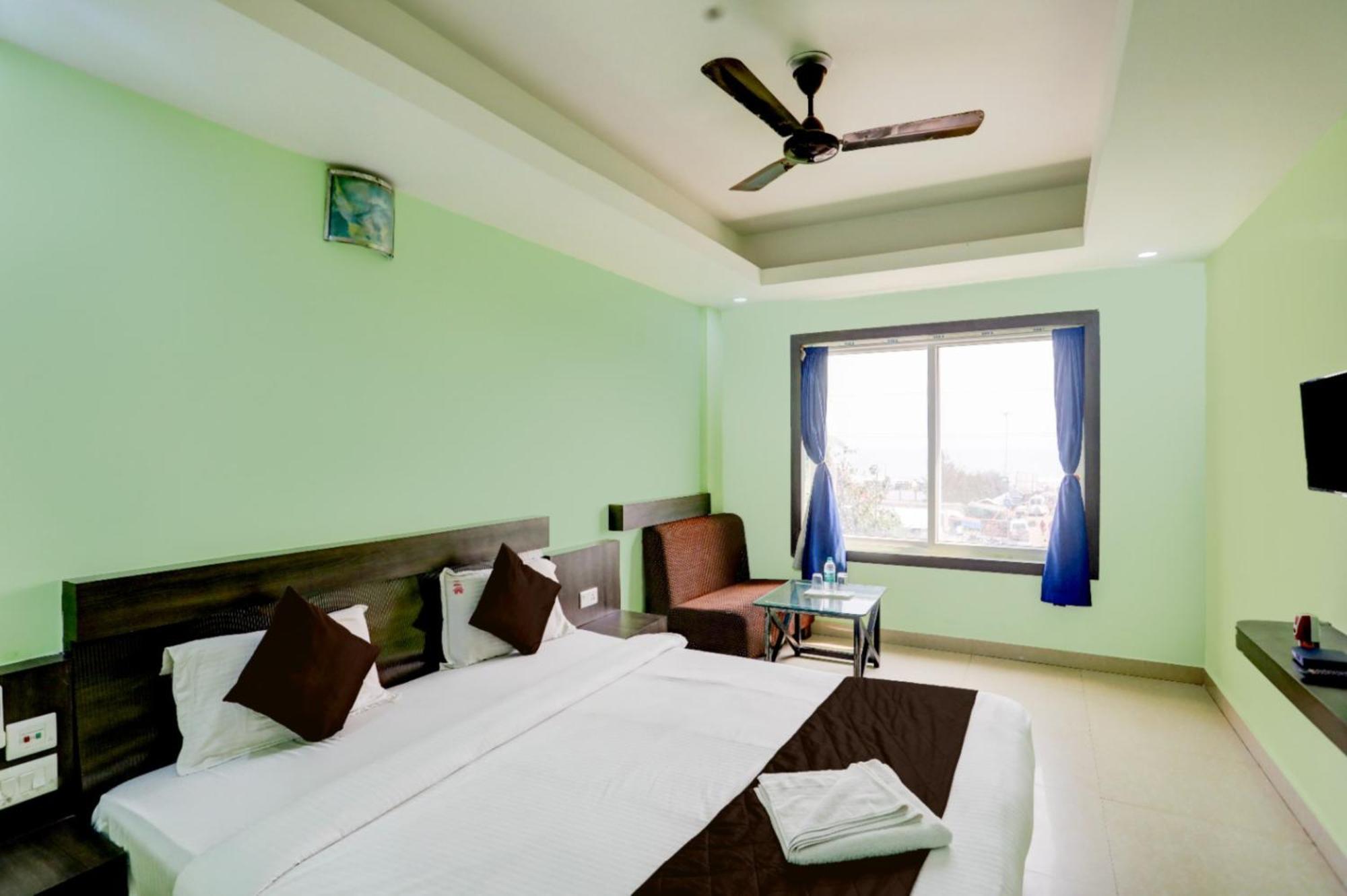 Deep Ganga Inn Near Sea Beach By Morservices Puri Exteriör bild